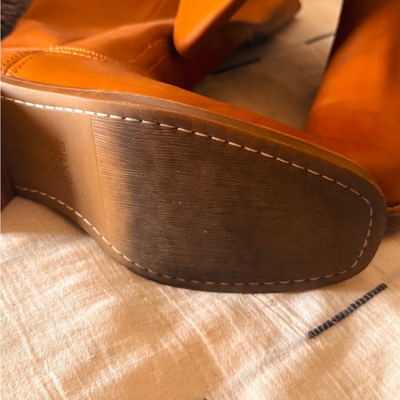 FRYE AND CO. Miranda Burnt Orange Leather Mid-Calf Heeled Boots sz 9.5 - Picture 4 of 5